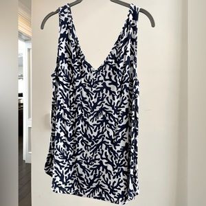 Lilly Pulitzer Navy and White Coral Tank